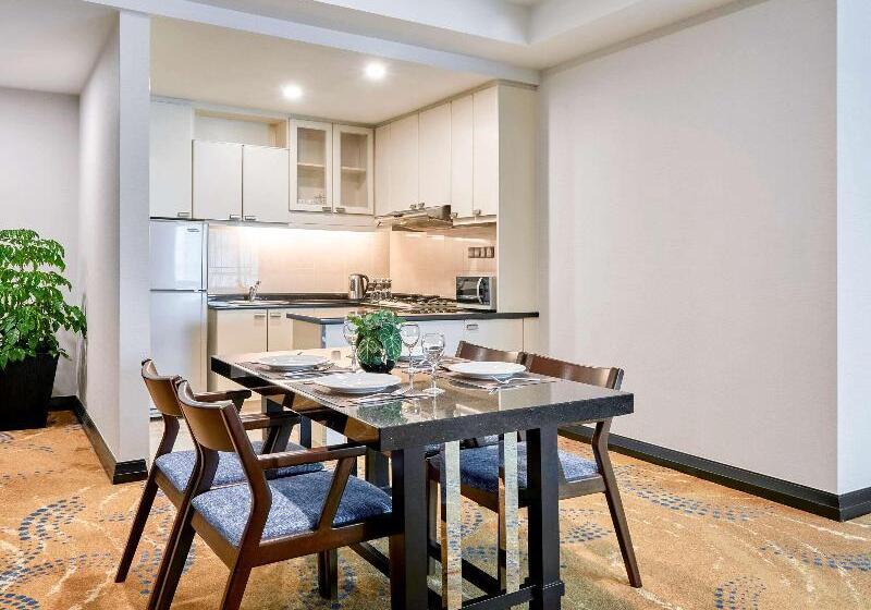 Апартаменты 2 Спальни, Pullman Kuala Lumpur City Centre Hotel & Residences