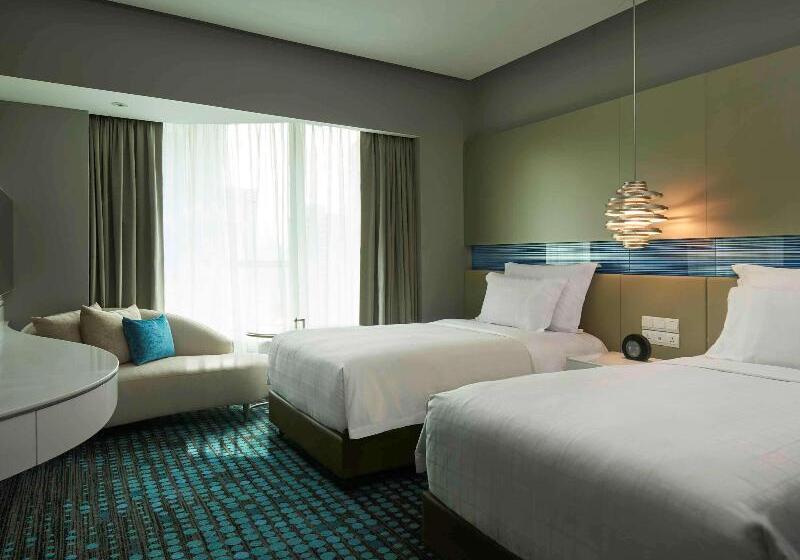 Номер Deluxe, Pullman Kuala Lumpur City Centre Hotel & Residences
