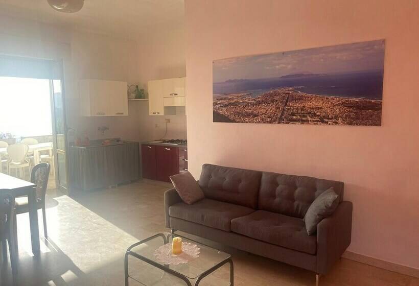 ویلا دلوکس 2 خوابه, Villa Panoramica Sul Mare