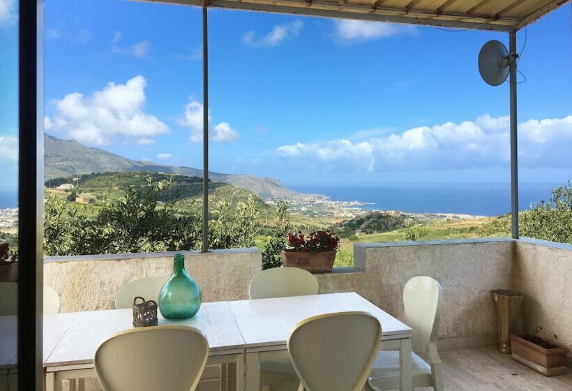 ویلا دلوکس 2 خوابه, Villa Panoramica Sul Mare
