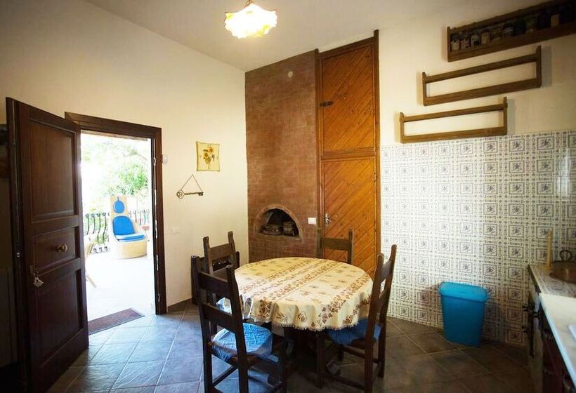 آپارتمان کامفورت 2 خوابه, Villa Panoramica Sul Mare