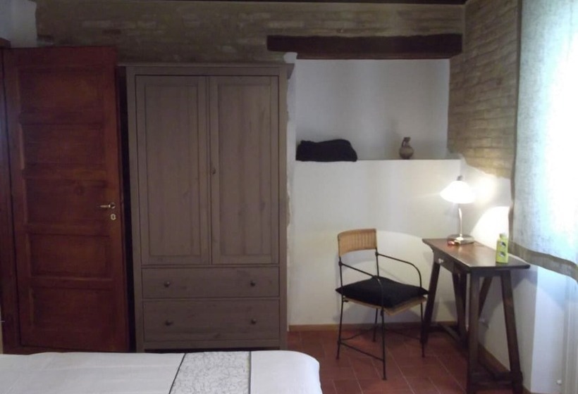 اتاق استاندارد سه نفره, Agriturismo Bassarì