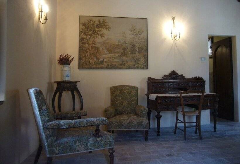Люкс, Borgo Storico Cisterna