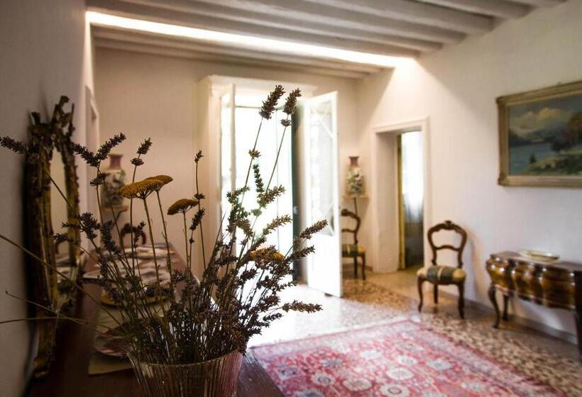 اتاق استاندارد, Villa Fava