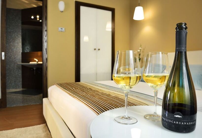 اتاق لوکس, Baglio Caruana Cantina & Relais