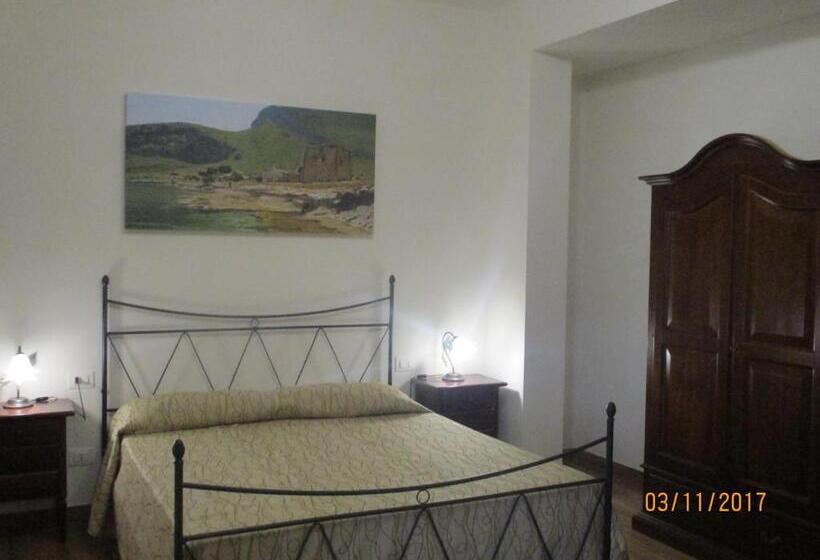 اتاق استاندارد سه تخته با چشم‌انداز, B&b Castiglione