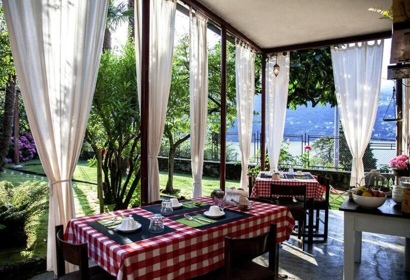 Номер Стандарт Вид на Озеро, Villa Albonico