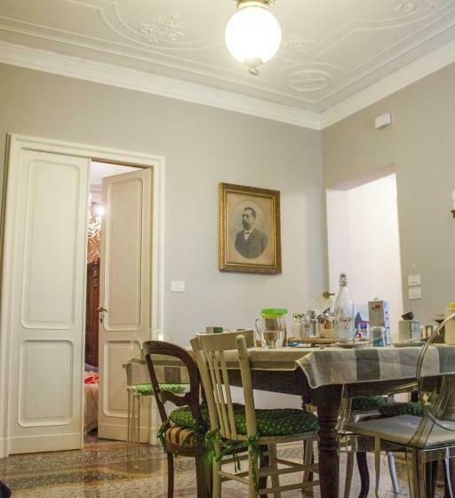 اتاق استاندارد با سرویس بهداشتی مشترک, Il Ciottolo