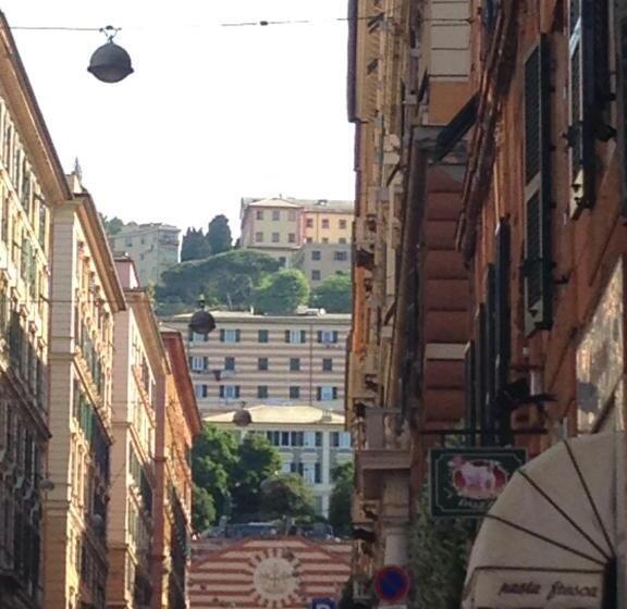 اتاق استاندارد سه تخته با سرویس بهداشتی مشترک, Il Ciottolo