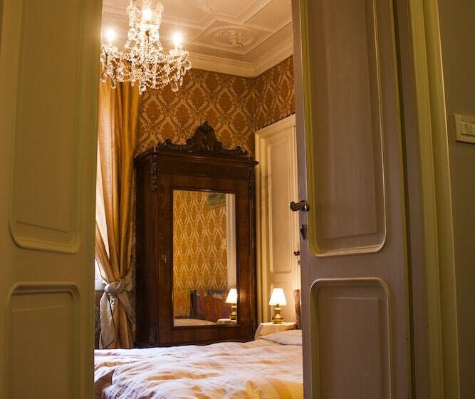 اتاق استاندارد سه تخته با سرویس بهداشتی مشترک, Il Ciottolo