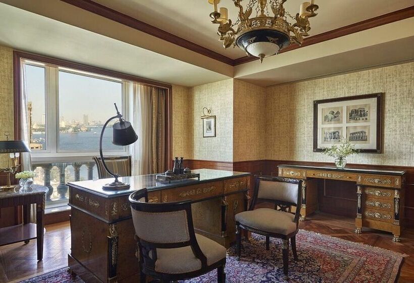 سوئیت رویال, Four Seasons  Cairo At The First Residence