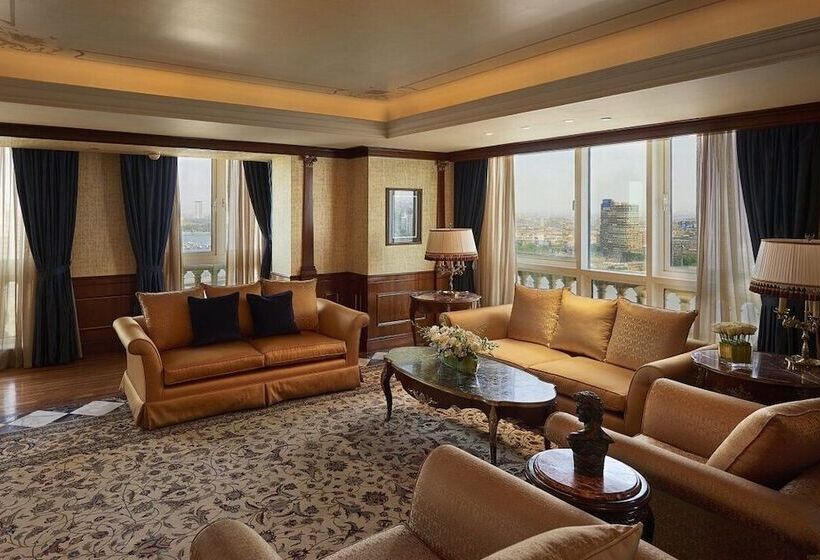 سوئیت رویال, Four Seasons  Cairo At The First Residence