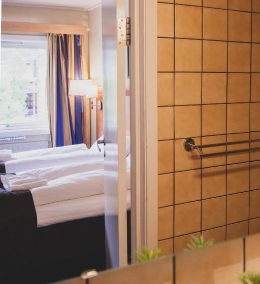 Номер Стандарт, Frøken Skjolds Hotel Lyngengården