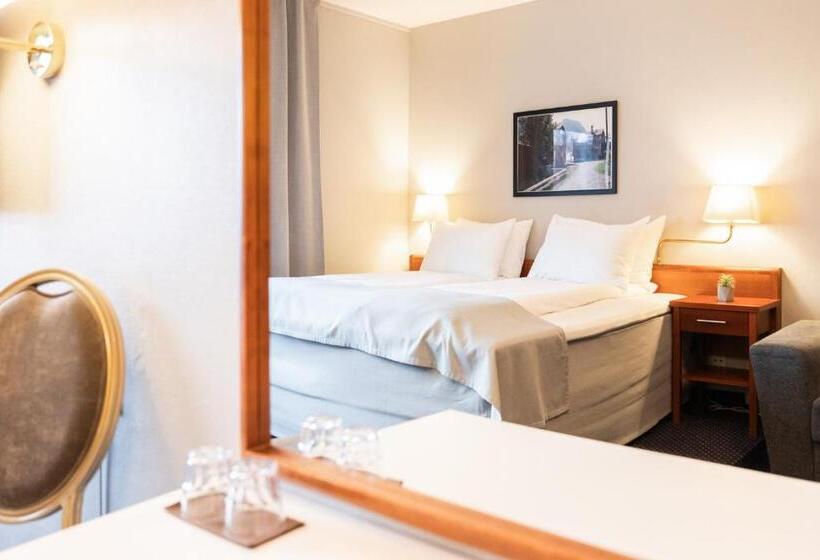 Семейный Номер, Frøken Skjolds Hotel Lyngengården