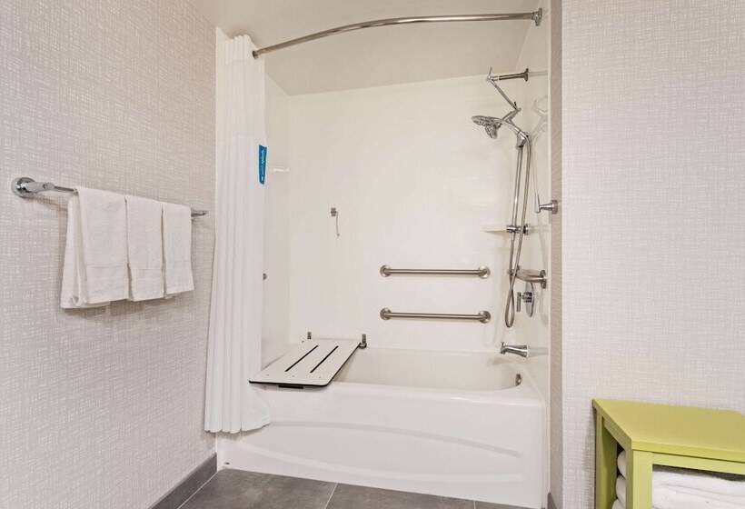 Номер Стандарт Кровать Кинг Адаптированный для Инвалидов, Hampton Inn & Suites Fort Myers Beach/sanibel Gateway