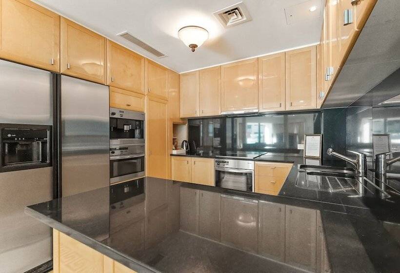 Апартаменты 3 Спальни, Imperial Hotel Gold Coast