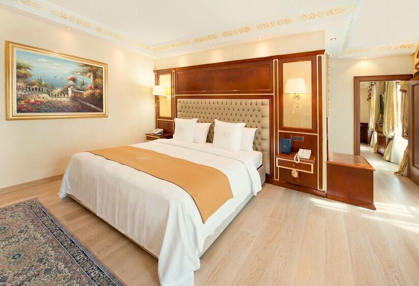 Люкс Повышенной Комфортности, Swiss Diamond Hotel & Spa