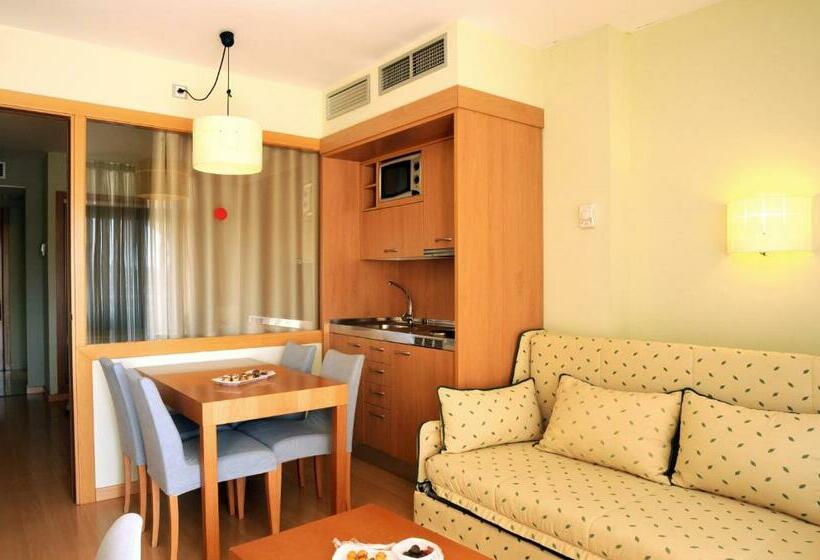 اتاق خانوادگی, Evenia Olympic Suites