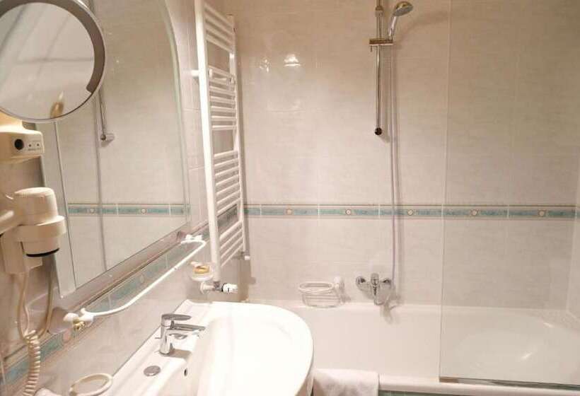 اتاق استاندارد, Greif Hotel Maria Theresia
