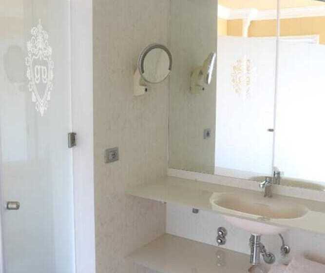 اتاق لوکس, Greif Hotel Maria Theresia