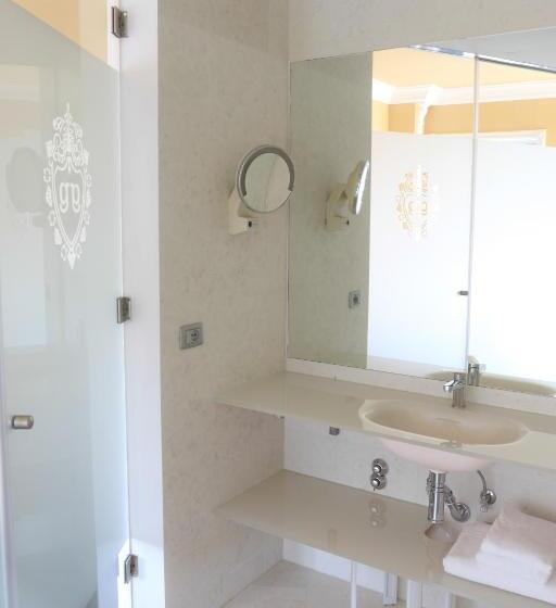 اتاق لوکس, Greif Hotel Maria Theresia