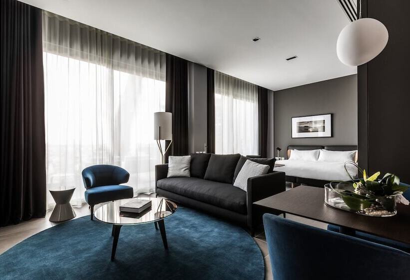 سوئیت کلاب, Intercontinental Malta, An Ihg