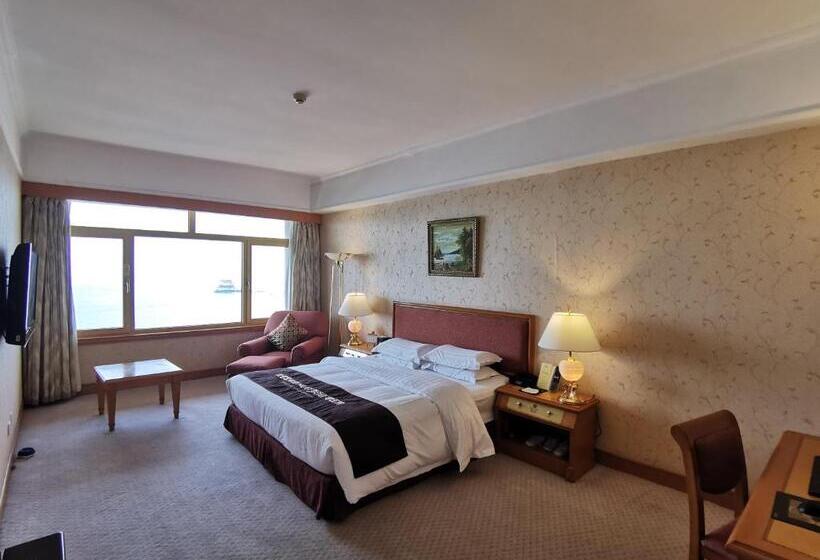سوییت خانوادگی, Qingdao Oceanwide Elite