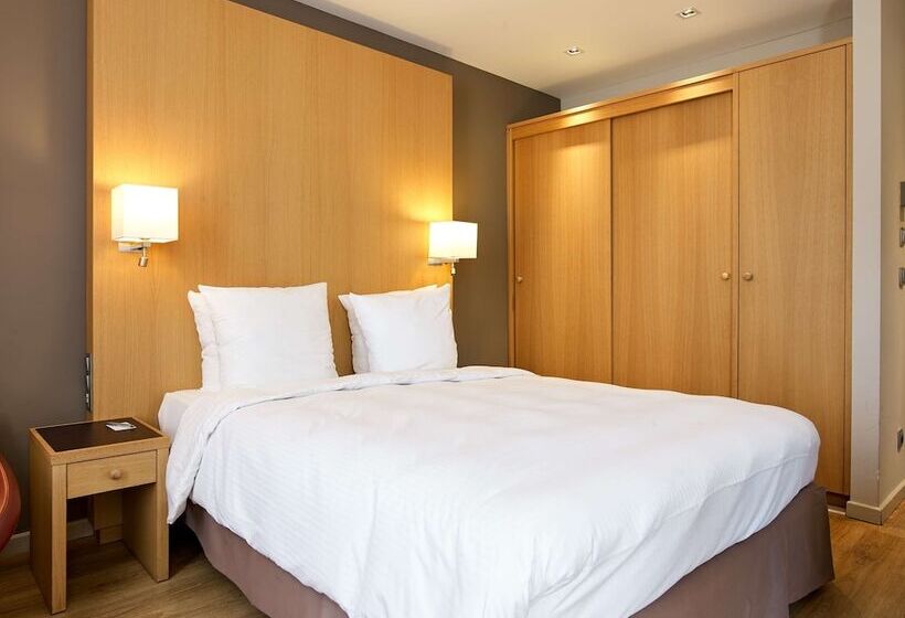 Номер Стандарт, Radisson Blu Balmoral