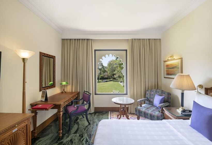 Номер Премиум Вид на Сад, Trident Udaipur