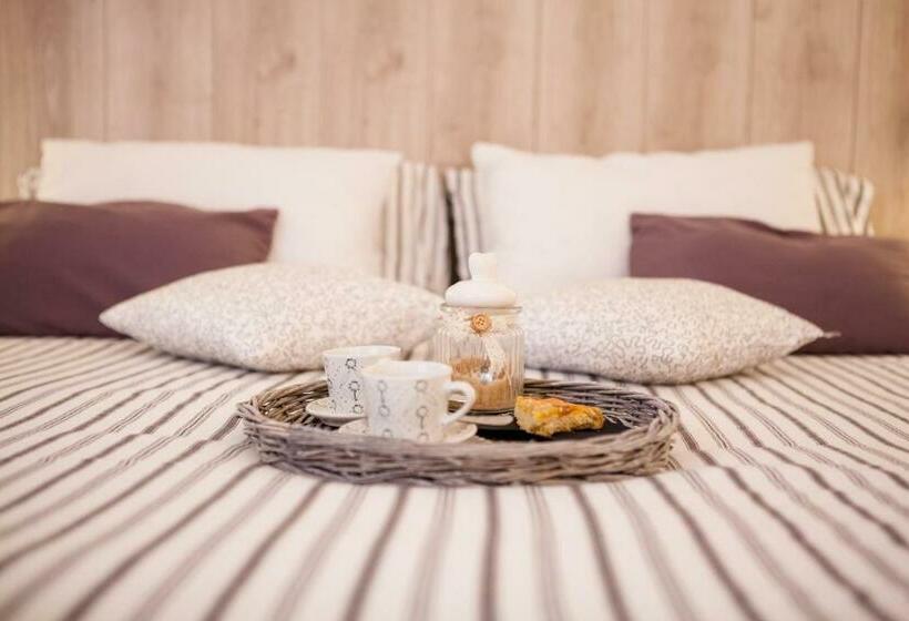 Номер Стандарт, Circeea Beach B&b
