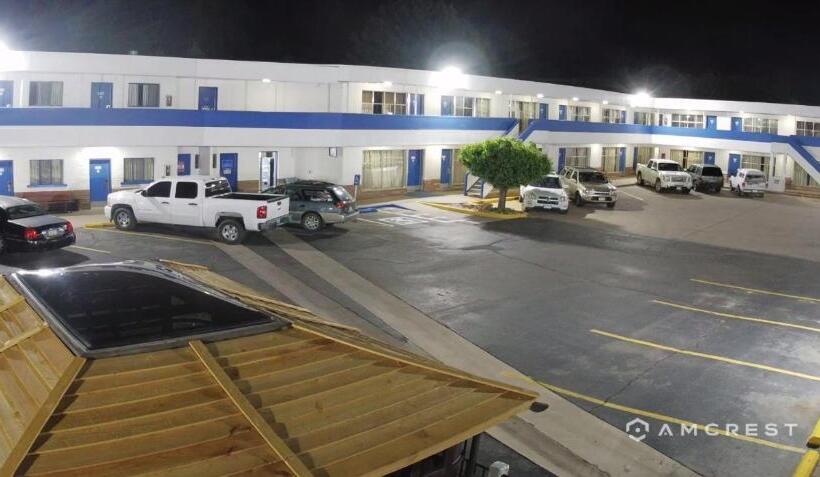 Номер Стандарт Адаптированный для Инвалидов, Motel 6canon City, Co 7194581216