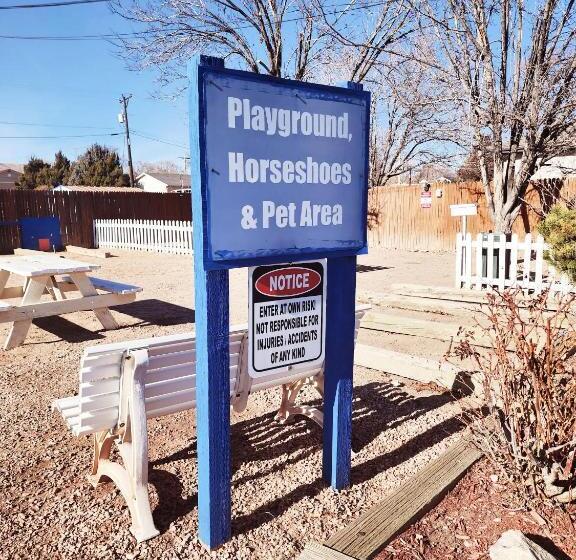 Номер Deluxe, Motel 6canon City, Co 7194581216