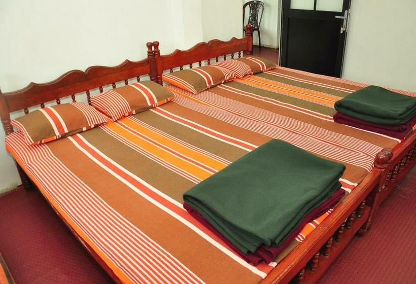 Quarto Familiar, Akiko Rest