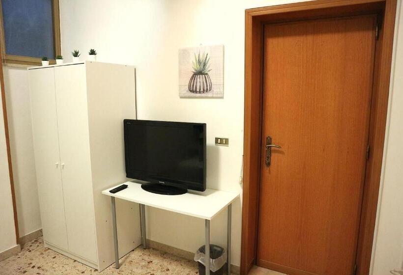 חדר סטנדרט חדר אמבטיה משותף, Le Margherite   Casa Vacanze