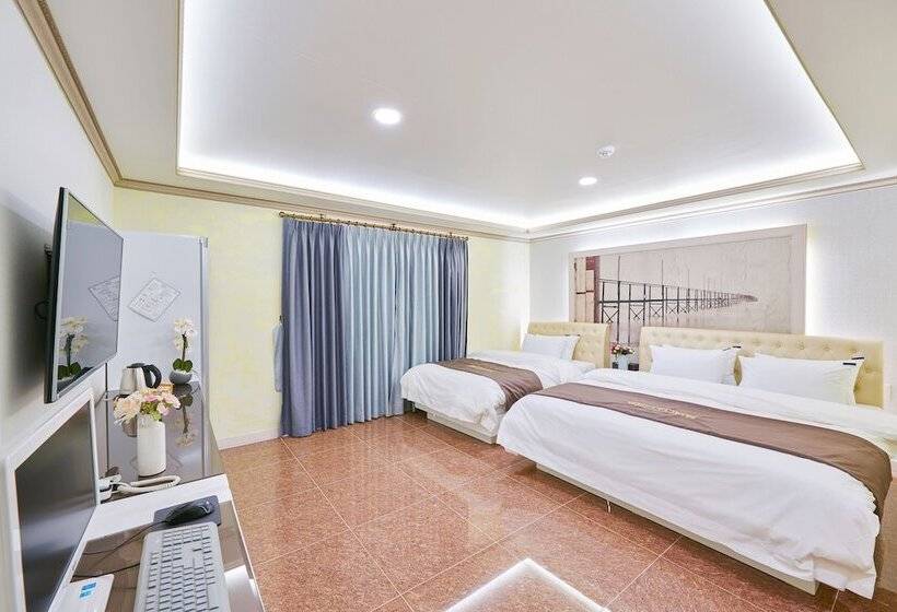 Номер Deluxe, Hound Hotel Sangmu