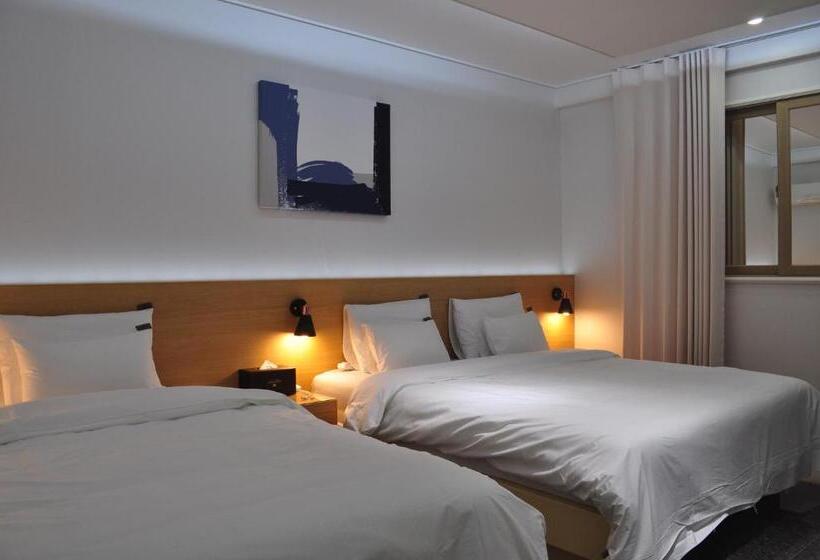 Номер Superior, Hound Hotel Sangmu