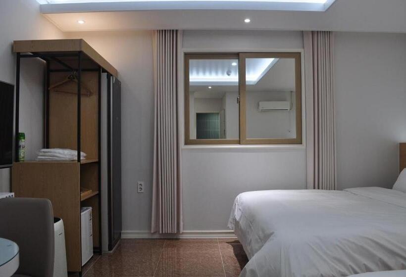 Номер Superior, Hound Hotel Sangmu