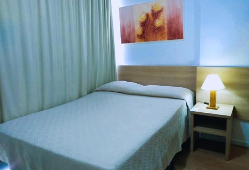 Номер Economy, Dan Inn Express Porto Alegre   Próximo Ao Araújo Vianna E Ao Complexo Hospitalar Santa Casa