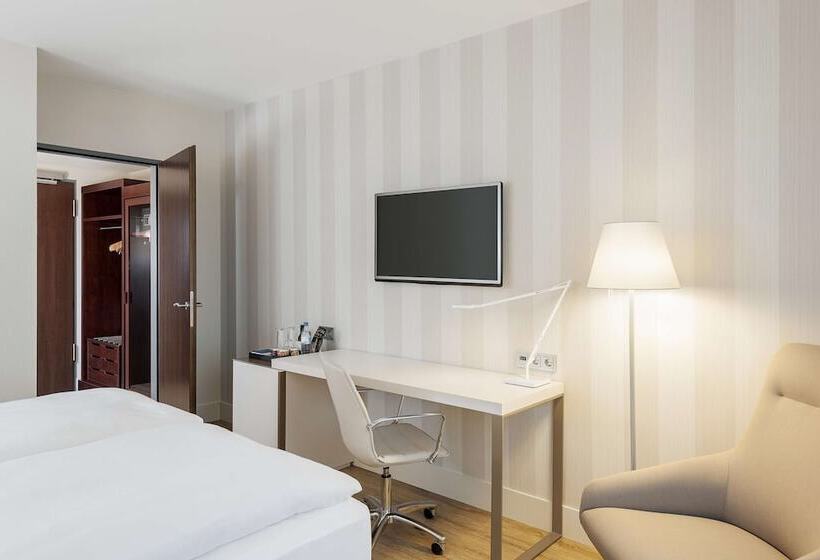 Номер Стандарт, NH Dusseldorf City Nord