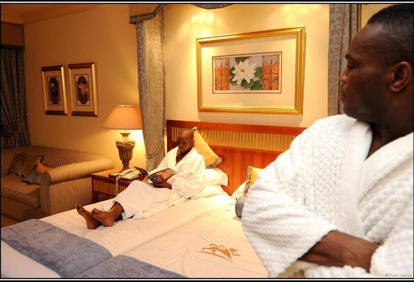 اتاق سوپریور با تخت بزرگ, Peermont D Oreale Grande At Emperors Palace