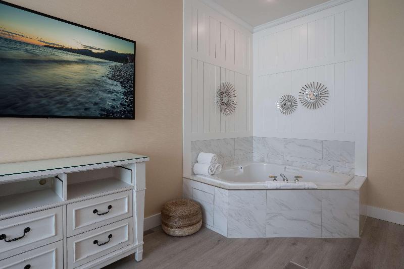Quarto Estandar Cama King, Prestige Harbourfront Resort, Worldhotels Luxury