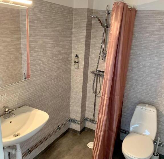 Номер Стандарт, Vandrarhemmet östergatan