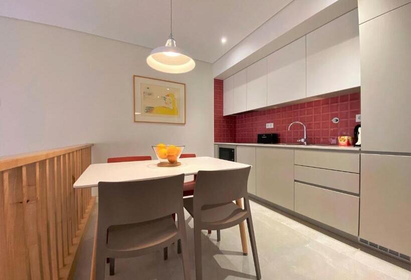 آپارتمان 1 خوابه با چشم‌انداز باغ, Cardeal Suites & Apartments