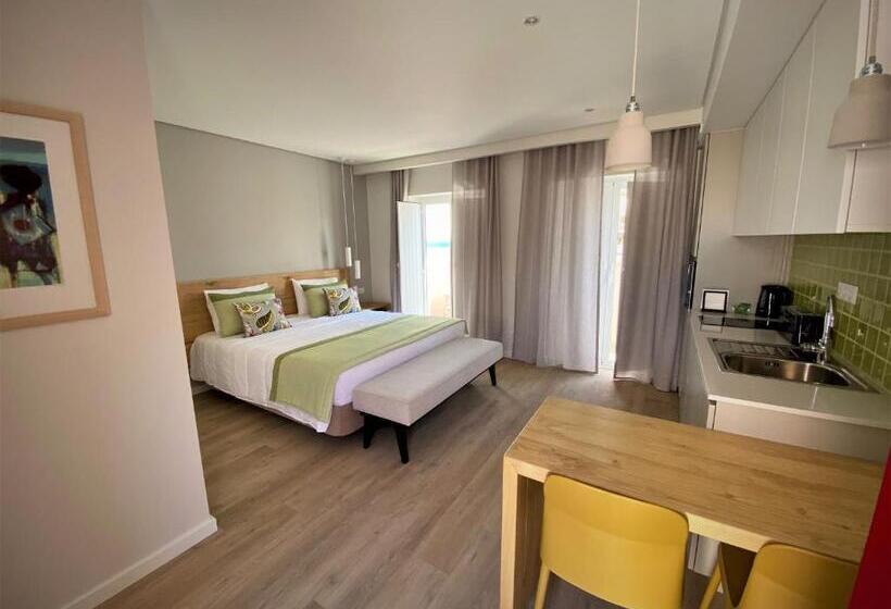 استودیو استاندارد با بالکن, Cardeal Suites & Apartments