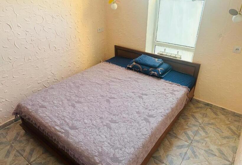 اتاق استاندارد, Sweet Home Hostel