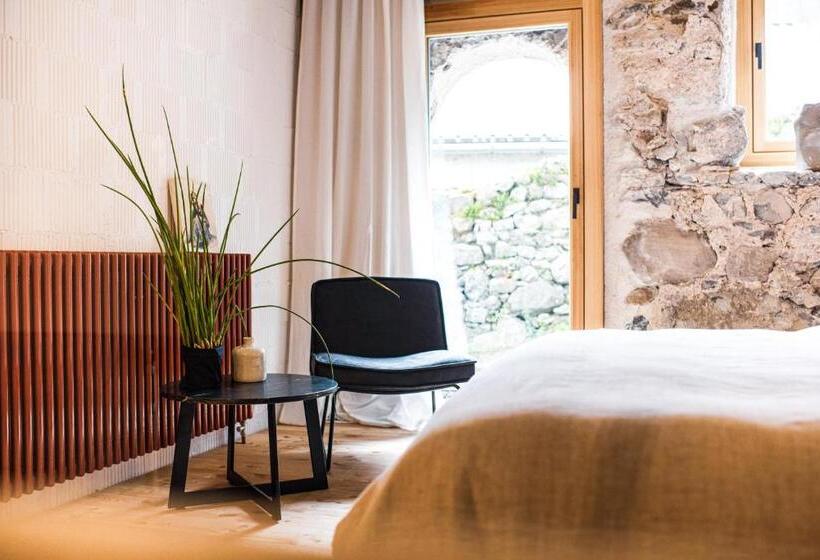 Номер Deluxe, Tremondi   Boutique Bnb