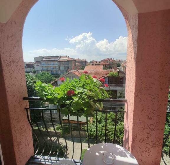Четырехместный Номер Стандарт, Art Villa Rozalia