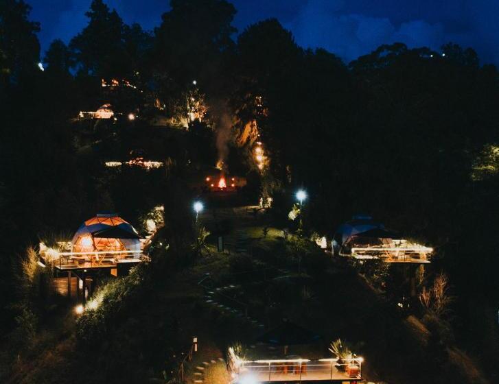 اتاق لوکس, Domus Glamping Guatapé
