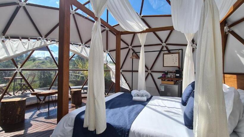 اتاق لوکس, Domus Glamping Guatapé