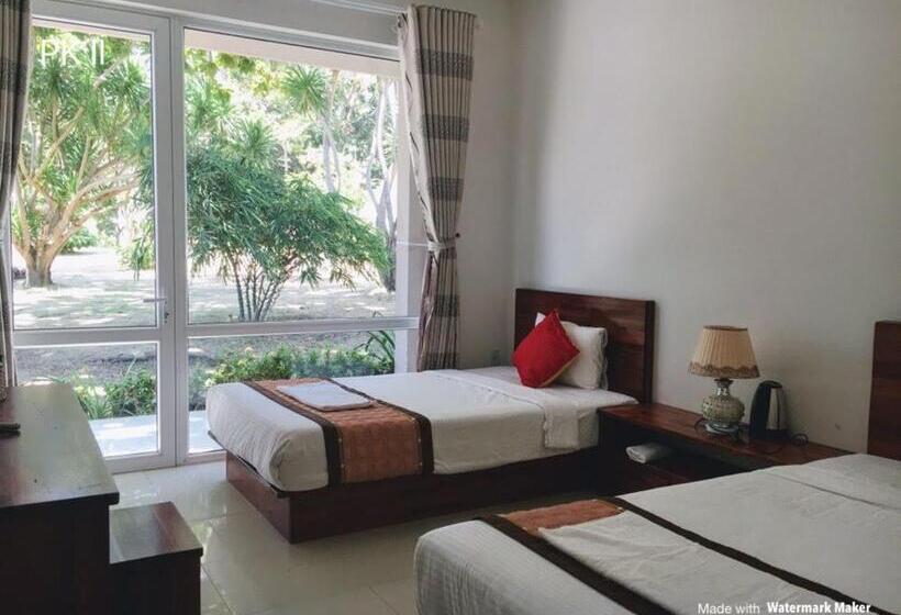 اتاق استاندارد با چشم‌انداز باغ, Resort O.six